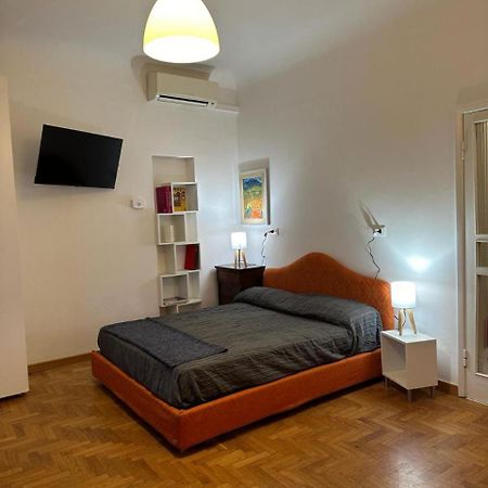 De' Servi Studio Al Duomo - A Hidden Nest In Downtown Florence Luaran gambar